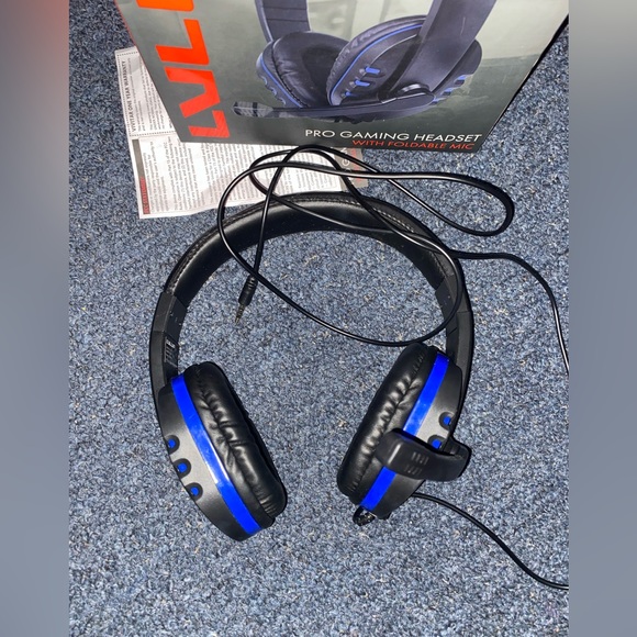 LvL-Up Artillery Pro Gaming Headset - Excellent Condition 9/10⭐️ - Picture 5 of 15